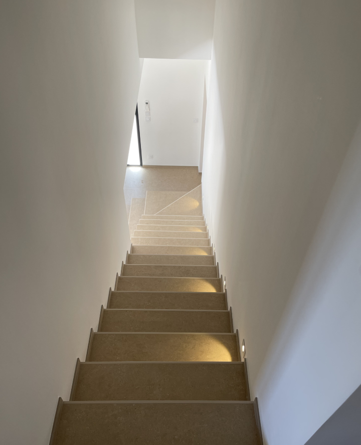 Pose revêtement escalier