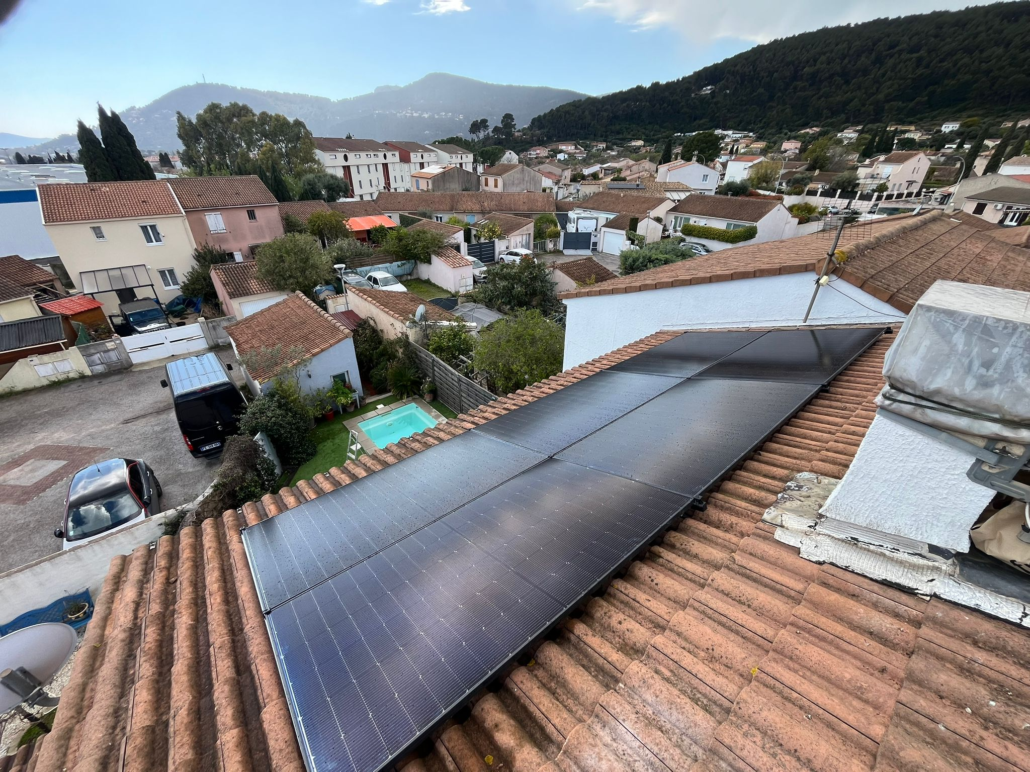 Installation panneaux photovoltaïque pour un particulier à La Seyne-sur-Mer (Var)