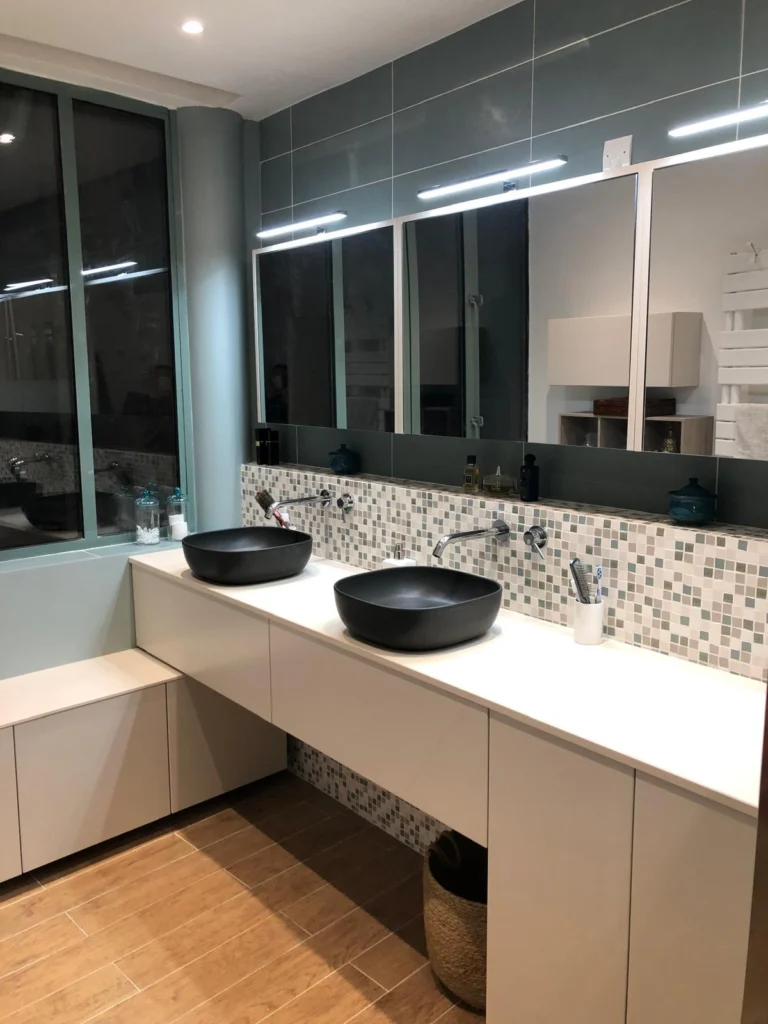 Création d'une douche à l'italienne de plain-pied à La Seyne-sur-Mer