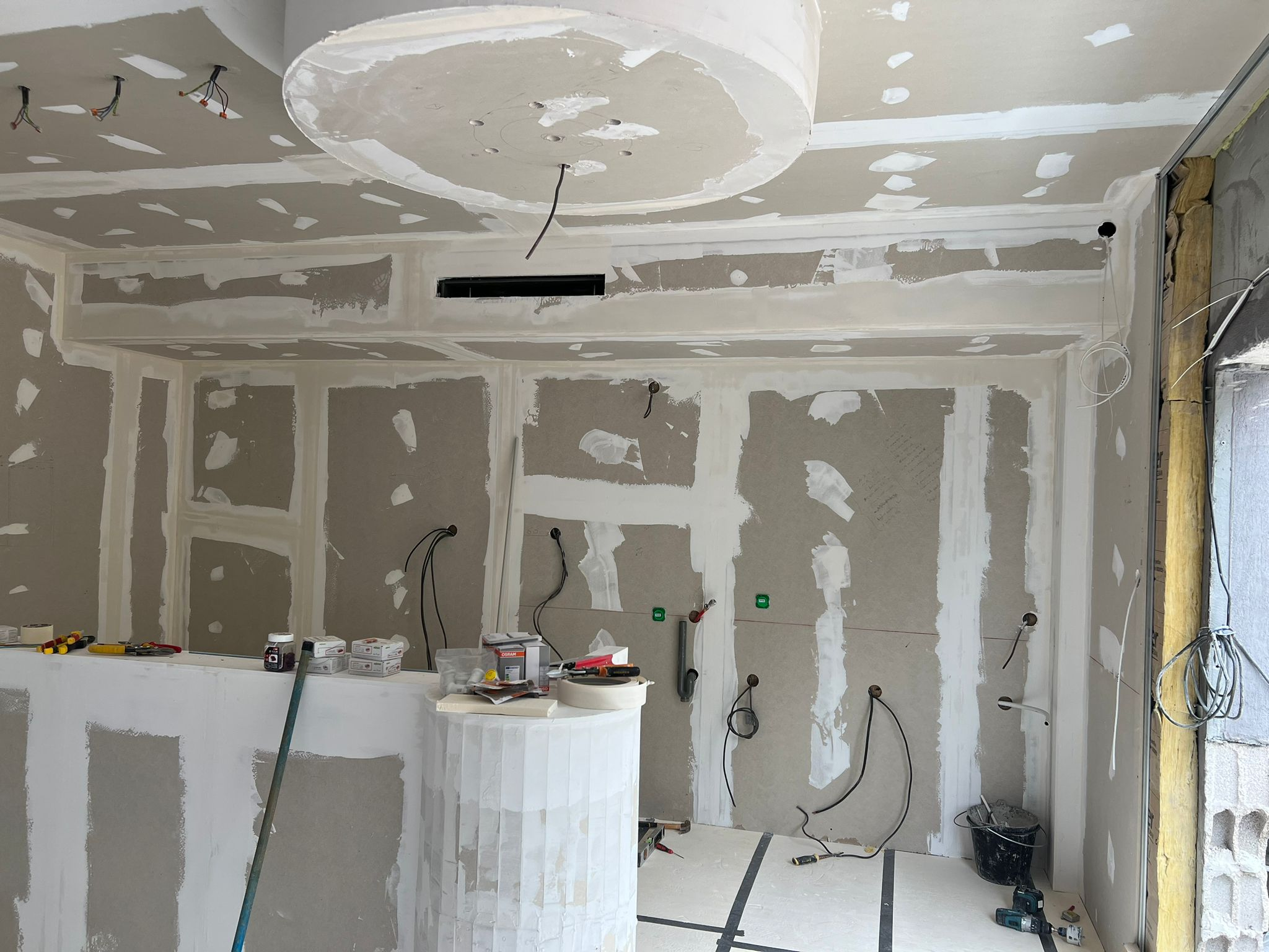 Travaux finis pose placo et joins de finition