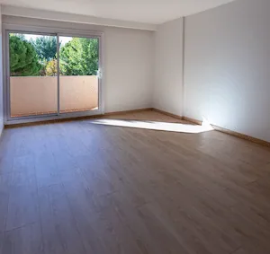 Aménagement intérieur complet après les travaux de plâtrerie