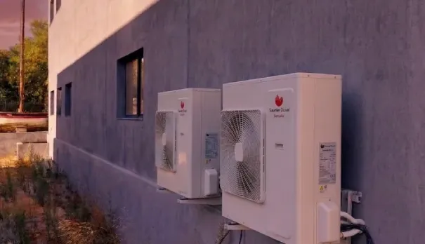 Maintenance annuelle de pompe à chaleur air-eau dans le Var