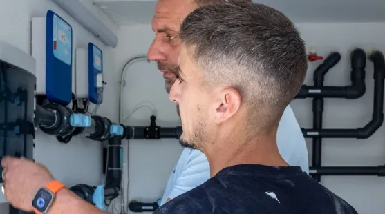 Installation de panneaux photovoltaïques sur toiture à La Seyne-sur-Mer