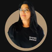 Guilaine, secrétaire du Groupe Delaud à La Seyne-sur-Mer